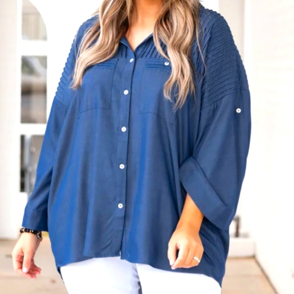 Blue Denim Buttoned Blouse - Picture 4 of 4